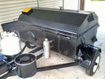 Smoke Daddy™ generator attached to the trailer drum